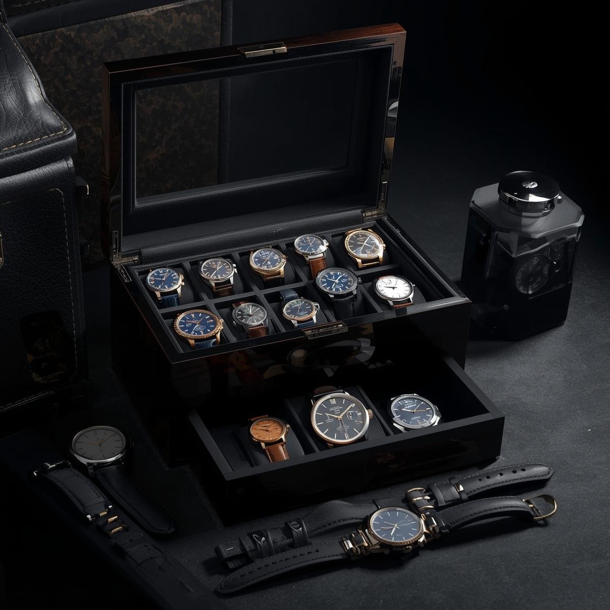 WATCH COLLECTIONS
