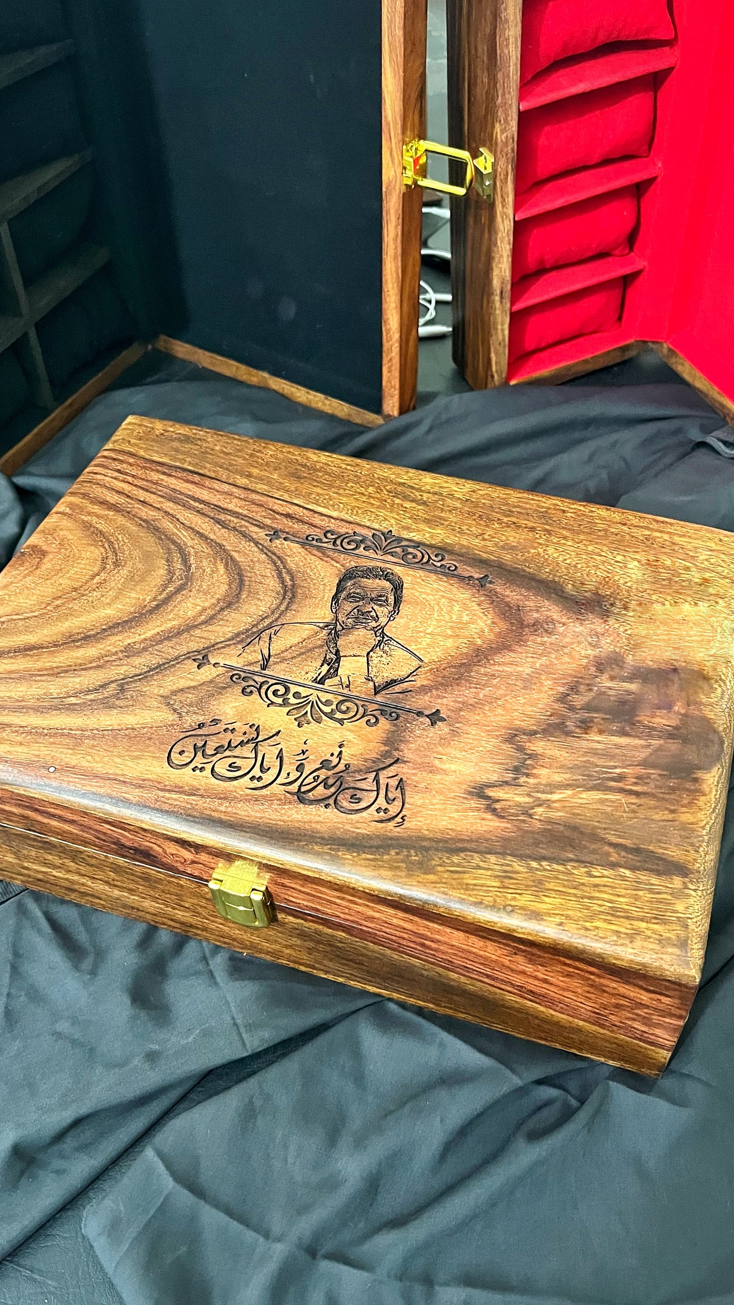 CUSTOMIZED HAND MADE WOODEN WATCH COLLECTION BOXES