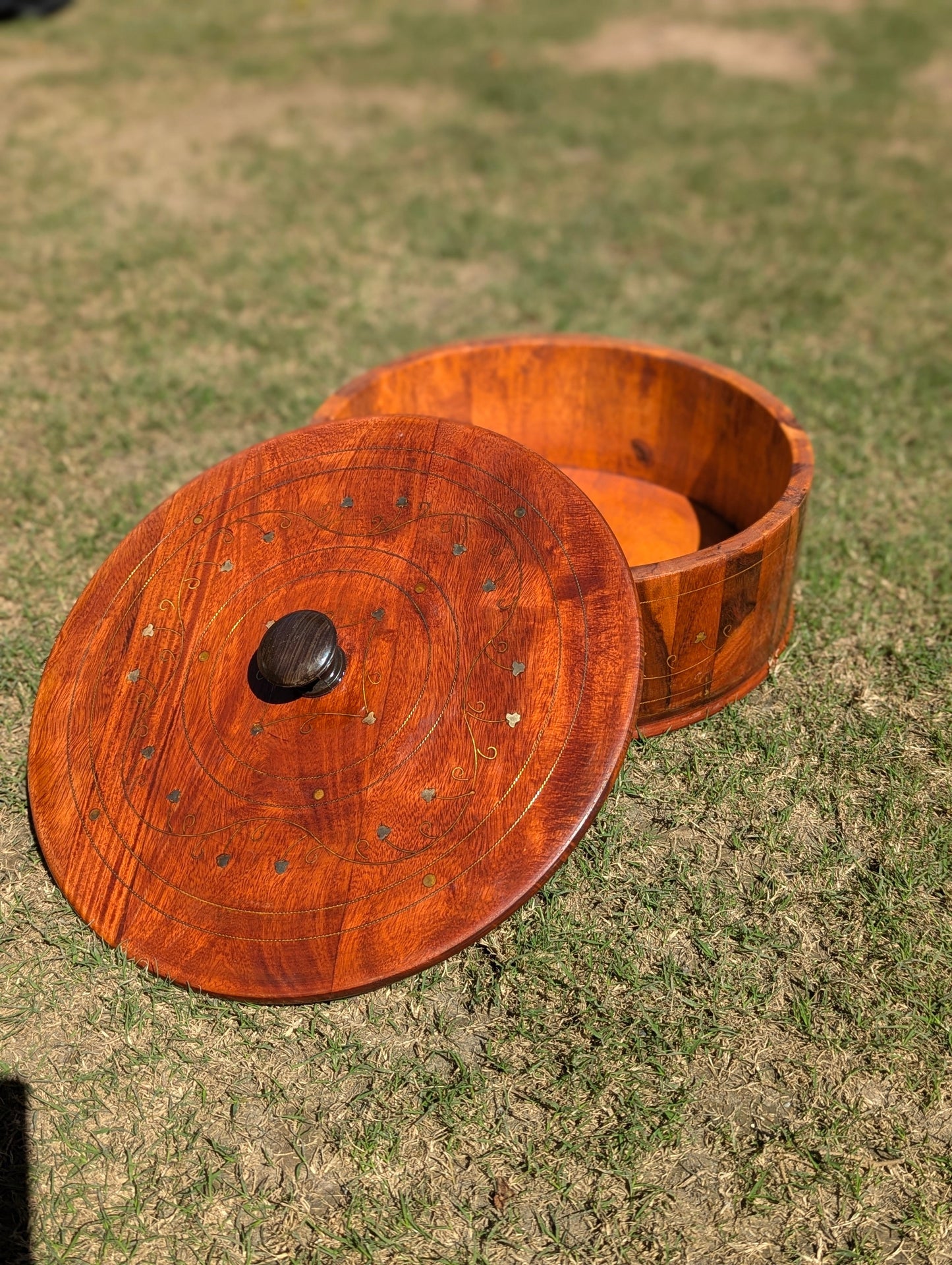 HAND MADE WOODEN HOTPOT